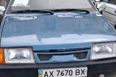 Автомобіль легковий, марки: ВАЗ, модель:21099, колір: синій, рік виробництва: 1994, номер державної реєстрації: АХ7670ВХ,номер кузова:ХТА210993R1407117