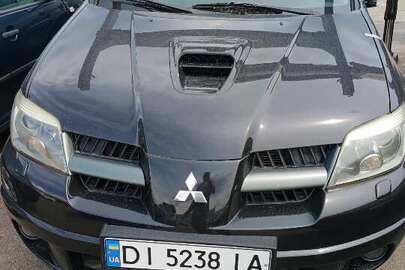 Автомобіль, марка MITSUBISHI, модель OUTLANDER, рік випуску: 2008, номер шасі (кузова, рами) JMBXNCU2W8U000750, державний номер DI5238IA