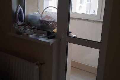 1/2 частка двокімнатної квартири, загальною площею 70,8 кв. м, за адресою: Київська обл., Бучанський район, м. Вишневе, вулиця Вітянська, будинок 2Б, квартира 101