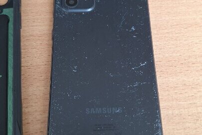 Конфісковане майно за рішенням суду: мобільний телефон марки «Samsung» моделі «Galaxy А52S», ІМЕІ: 354945975904747, б/в