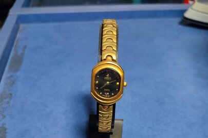 Годинник наручний жіночий з металевим ремінцем марки SWISSTAR, новий
