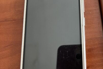 Конфісковане майно за рішенням суду: мобільний телефон Huawei Y3 imei 1)866866035131272 , 2)866866036381272, стан (б/в)