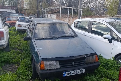 Конфіскація майна за рішенням суду: Транспортний засіб марка: ВАЗ, модель 21093, ДНЗ ВМ7843ЕЕ, колір: зелений, рік виробництва: 2004, номер кузова:Y6D21093040001977 