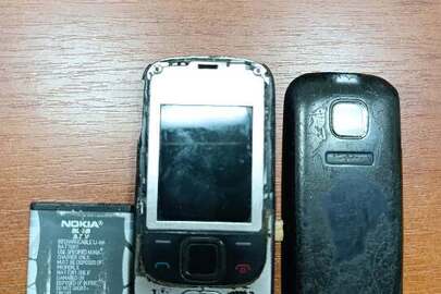 Конфіскація майна за рішенням суду: Мобільний телефон марки Nokia-2330с-2, б\в
