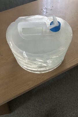 Конфісковане майно за рішенням суду Каністра з бензином ємністю 10л. - б/в. 3 шт.