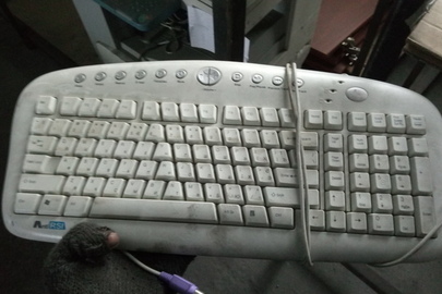 Клавіатура КВS-27, білого кольору, s/n G:0612