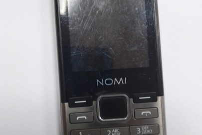 Мобільний телефон Nomi i241+ сірого кольору, 1 шт., бувший у використанні