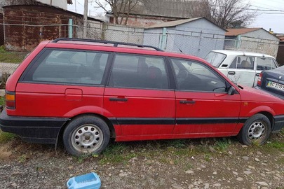 Автомобіль Volkswagen Passat 1.8, 1992 року випуску, ДНЗ: ВЕ2094АХ, номер кузова: WVWZZZ31ZNB242043