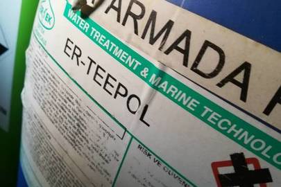 Хімічна речовина "ER-TEEPOL" у кількості 135 літрів