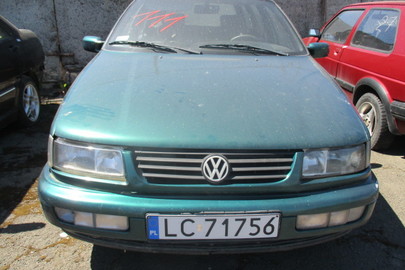 Автомобіль "VOLKSWAGEN PASSAT 1.9 TDI", 1994 р. в., реєстраційний номер LC71756 (PL), № кузова: WVWZZZ3AZSE031874