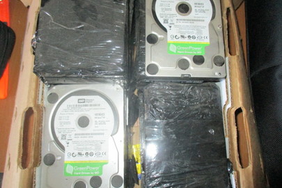 Комп'ютерні жорсткі диски в кількості 19 шт., б/в