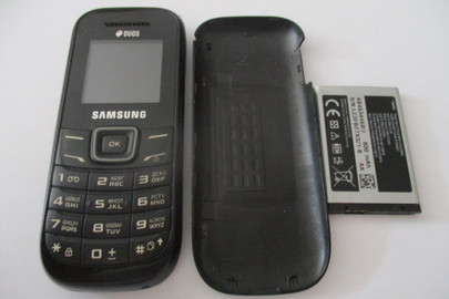 Мобільний телефон марки "Samsung", б/в