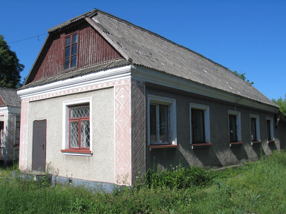 Будівля їдальні (Літер Б-1), загальною площею 380,9 кв.м, за адресою: Волинська обл., м.Нововолинськ, вул.Шахтарська, 42