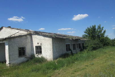 Предмет іпотеки. Корівник 4-х рядний /В-1/, загальною площею 1495,1 кв. м, за адресою: Волинська обл., Ратнівський р-н, с.Видраниця, вул.Центральна, 1а