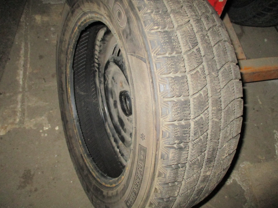 Запасне колесо марки “KUMHO”, б/в