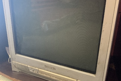 Телевізор Panasonic model № TC-21PM50R seria №MN4161131, сірого кольору з пультом