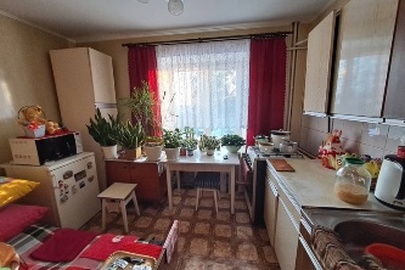 1/3 частка квартири, загальною площею  38,3 кв.м., житловою площею:17,8 кв.м., що знаходиться за адресою: Волинська обл. Луцький район,  м. Рожище , вул. Марка Вовчка, буд.16 кв.№10