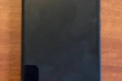 Мобільний телефон Xiaomi Redmi 8 чорного кольору , б/в