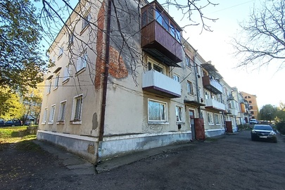 1/4 частки трикімнатної квартири загальною площею (кв.м): 43.7, місцезнаходження: Івано-Франківська обл., Коломийський р., м. Городенка, вулиця Дідича Сергія, будинок 22, квартира 10, реєстраційний номер об’єкта нерухомого майна 2678413926080