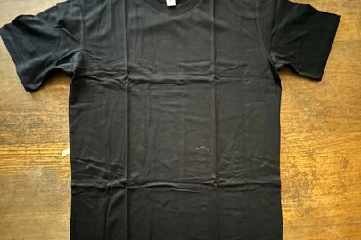 Футболки літні синіх та чорних кольорів, нові, 76 шт.