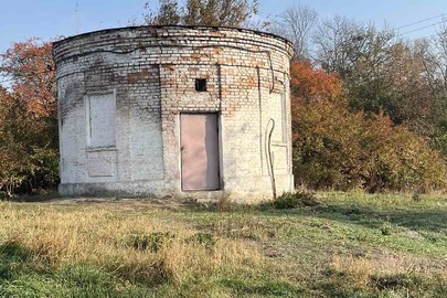 Будівля насосної станції фікальних вод з відстійниками, реєстраційний номер 14580700, за адресою: Дніпропетровська обл., Новомосковський р-н., смт. Губиниха, вул. Берегового, 46а