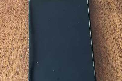 Конфіскація майна за рішенням суду: мобільний телефон марки ZTE в чорному корпусі, б/в