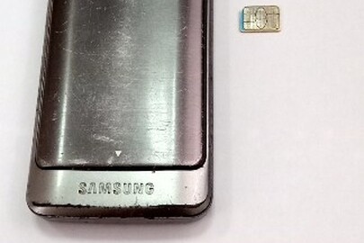 Мобільний телефон марки "SAMSUNG ATC 5610"  та сім карта мобільного зв'язку "Київстар", б/в