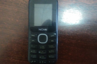 Мобільний телефон Nomi