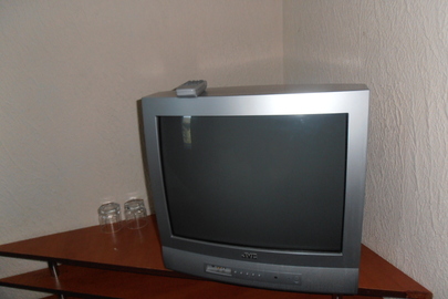 Телевізор марки "JVC" модель AV-2104TE, сірого кольору, бувший у використанні