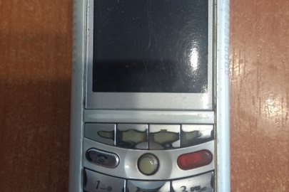 Мобільний телефон марки "Motorola" ,бувший в користуванні.