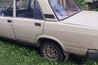 Легковий автомобіль ВАЗ 2105, ДНЗ СВ0535ВН, 1990 року випуску, VIN/Номер шасі (кузова, рами): ХТА210500М1175558