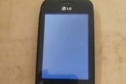 Мобільний телефон LG