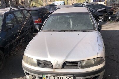 Легковий автомобіль марки MITSUBISHI, модель CARISMA,2002 рік випуску, колір-сірий, реєстраційний номер АЕ7203АО, VIN: XMCLRDA2A2F022534