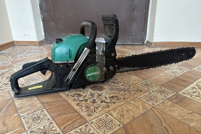 Конфіскація майна за виконавчим листом: бензопила чорно-зеленого кольору, марки "APRO", б/в