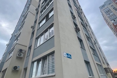 1/2 частини квартири, загальною площею (кв.м) - 71.2, реєстраційний номер - 1922775563101, за адресою: Харківська обл., м. Харків, вул. Лисаветинська, буд. 5, кв. 45