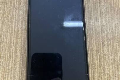 Конфіскація майна за рішенням суду: мобільний телефон марки "Huawei" IMEI-1.862308040632328, IMEI-2.862308040672382, синього кольору, б/в