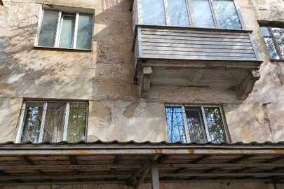 Однокімнатна квартира загальною площею 38,0 кв. м., за адресою: Дніпропетровська обл., м. Кривий Ріг, вул. С. Колачевського (23-лютого), буд. 30, кв. 41