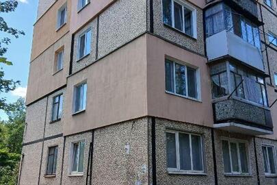 Чотирикімнатна квартира загальною площею 60.2 кв. м., за адресою: Дніпропетровська обл., м. Кривий Ріг, вул. Кропивницького буд. 67, кв. 2