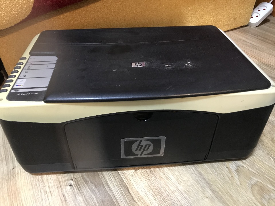 Принтер HP DeskJet F2180 в кількості 1 штука