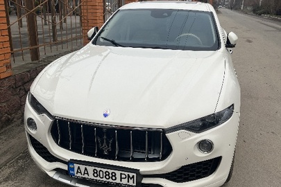 Транспортний засіб: марка MASERATI, модель: LEVANTE, VIN: ZN6TU61B00X234233, номер кузова: ZN6TU61B00X234233, 2016 р.в., колір білий, днз АА8088РМ