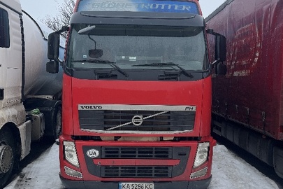 Вантажний автомобіль VOLVO, модель ТЗ: FH 13.460, категорія ТЗ: вантажний, рік виробництва ТЗ: 2012, VIN: YV2AG20A9CB617657, номер шасі: YV2AG20A9CB617657, номерний знак: КА5286КС, колір ТЗ: червоний