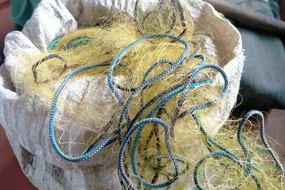 Конфісковане майно за рішенням суду: весловий надувний човен, два весла, три сіткоснастевих знаряддя, б/в