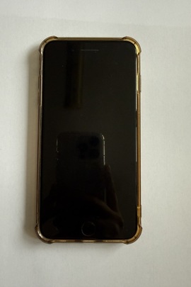 Конфісковане майно за рішенням суду: мобільний телефон марки «iPhone 8 Plus» чорного кольору, б/в