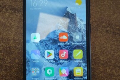 Конфісковане майно за рішенням суду: мобільний телефон "Xiaomi Redmi 9C", чорного кольору, imei 1: 862361064204822, imei 2: 862361064204830, б/в