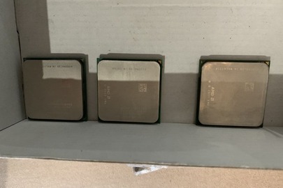 Процесори АМD, в кількості 3 одиниці