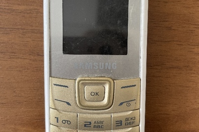 Конфісковане майно за рішенням суду: мобільний телефон, марки "Samsung GTE1182" б/в