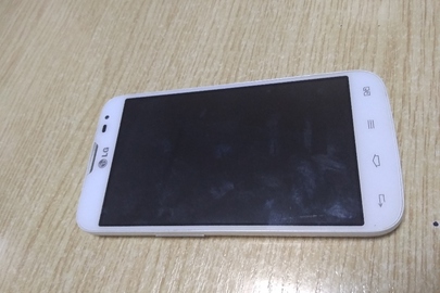 Мобільний телефон "LG" D 325, білого кольору, бувший у використанні, IMEI 1: 352270-06-814335-6, IMEI 2: 352270-06-814336-4