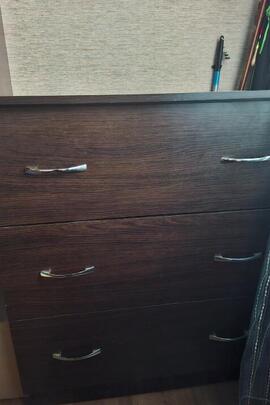 Комод для речей, стан б/в, у кількості 1 шт.