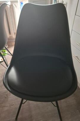 Стілець із спинкою, б/в у кількості 4 шт