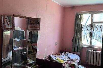 Двокімнатна квартира, загальною площею 44,7 кв.м, що знаходиться за адресою: Черкаська обл., м. Черкаси, вул. Петра Дорошенка, 14, кв.62